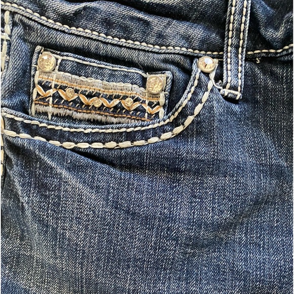 Antique Rivet Jeans Women’s Size 30 Excellent Like New Condition - Picture 5 of 7